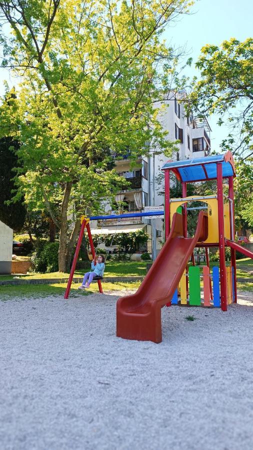 Apartman Leona Lovran Exterior foto