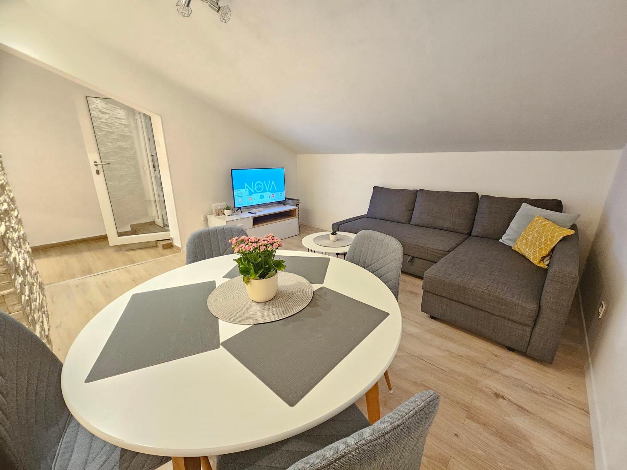 Apartman Leona Lovran Exterior foto